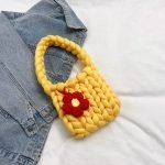 borsa uncinetto con fiore africano 2 850.jpg