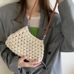 borsa uncinetto pochette beige 472.jpg