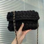piccola pochette uncinetto nero 623.jpg