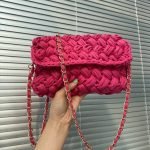 piccola pochette uncinetto rosa caldo 239.jpg